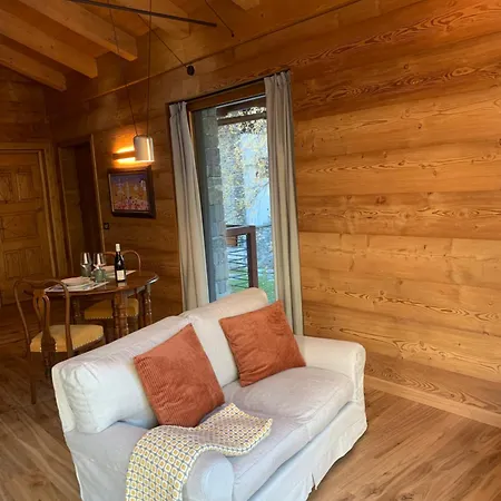 Foyer Grand Ru * 库马约尔